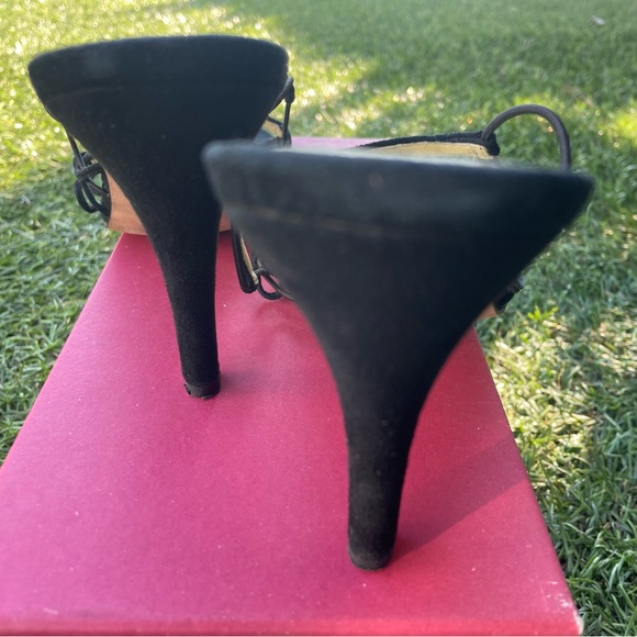 Vis a Vie Jude Black Suede Heels  Sz(8) - Picture 2 of 6